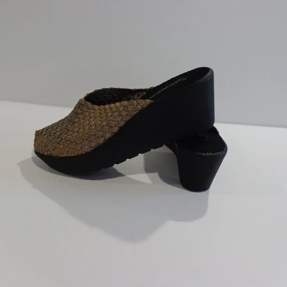Steven by Steve Madden Women's Bronze Gold‎ Glitter-metallic Woven Wedge Sz 8.5